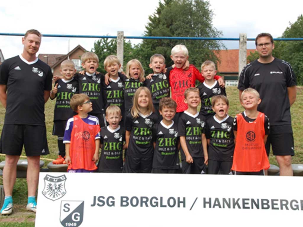 2 neue Trikotsätze für die U7 der 2