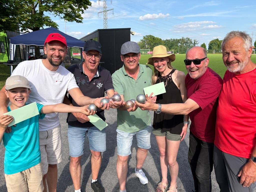 Überlegen gewonnen: Wer das 1. Borgloher Boule-Turnier gewonnen hat